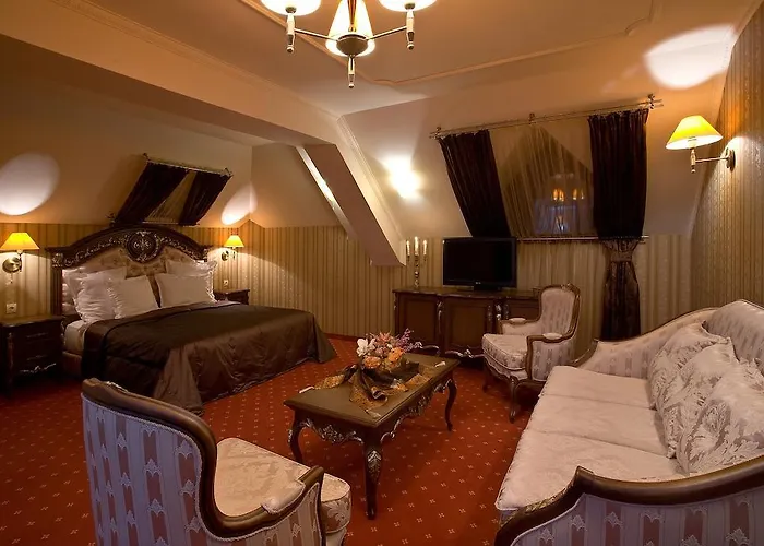 Chinar Hotel Hisarya